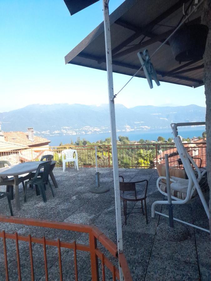 مبيت وإفطار Castelveccana Nonna Anita المظهر الخارجي الصورة